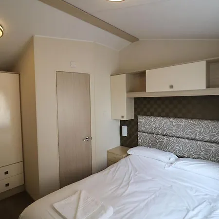 Ag 35 - 2 Bedroom Cloughton